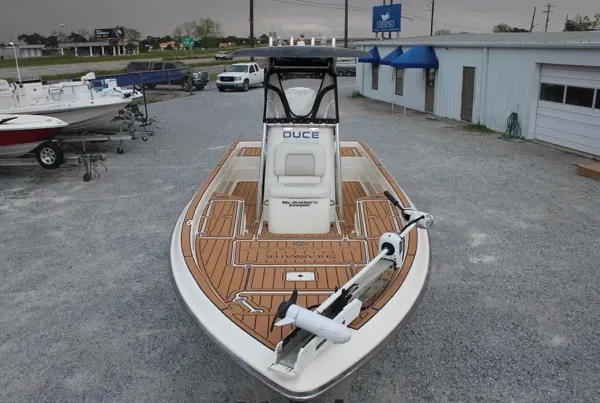 Top Deck Designs boating project photo.