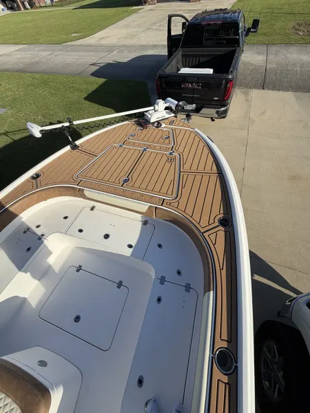 Top Deck Designs boating project photo.