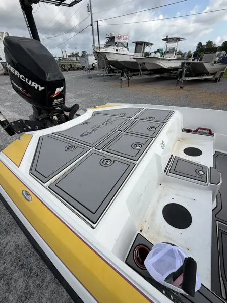 Top Deck Designs boating project photo.