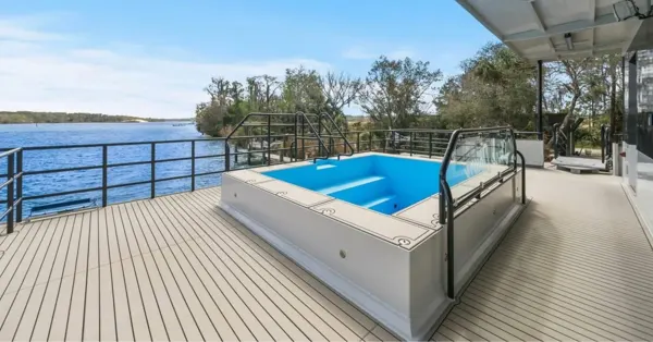 Top Deck Designs other project photo.