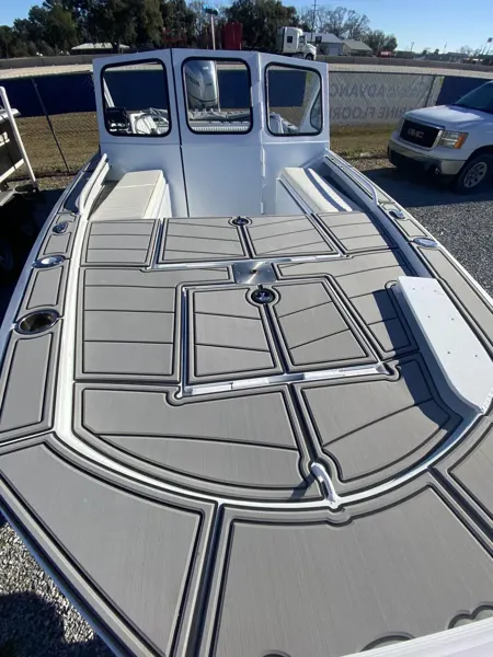 Top Deck Designs boating project photo.
