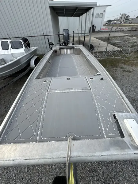 Top Deck Designs boating project photo.