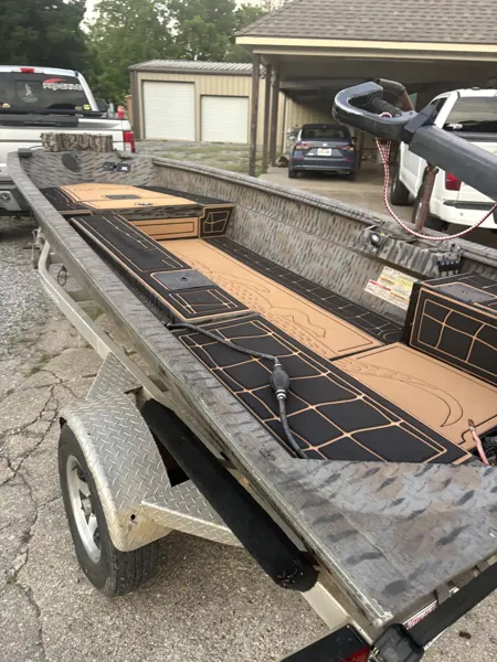 Top Deck Designs hunting project photo.