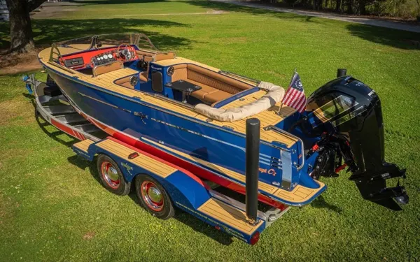 Top Deck Designs boating project photo.