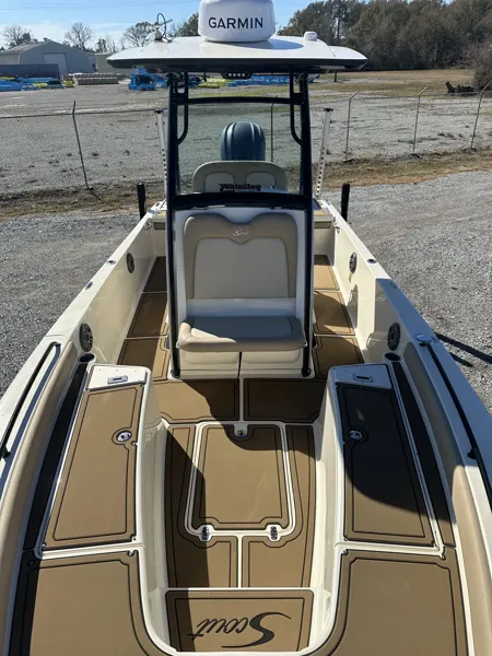 Top Deck Designs boating project photo.