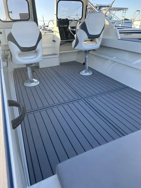 Top Deck Designs boating project photo.
