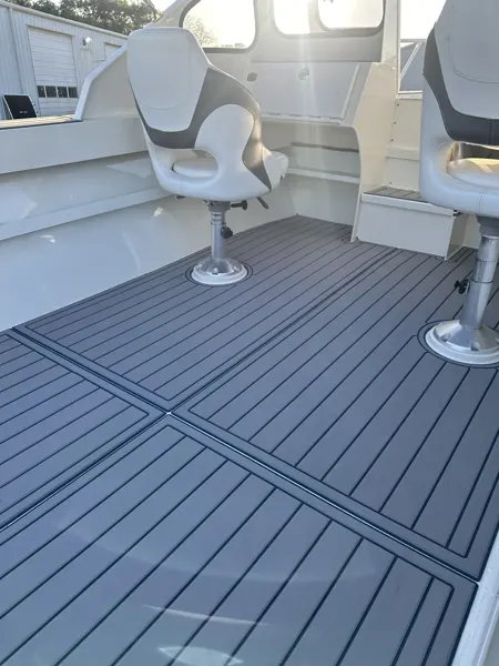 Top Deck Designs boating project photo.