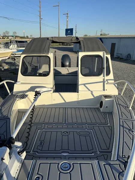 Top Deck Designs boating project photo.