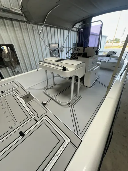 Top Deck Designs boating project photo.
