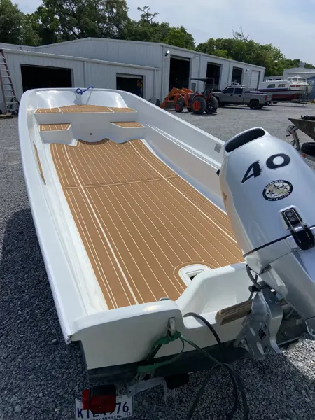 Top Deck Designs boating project photo.