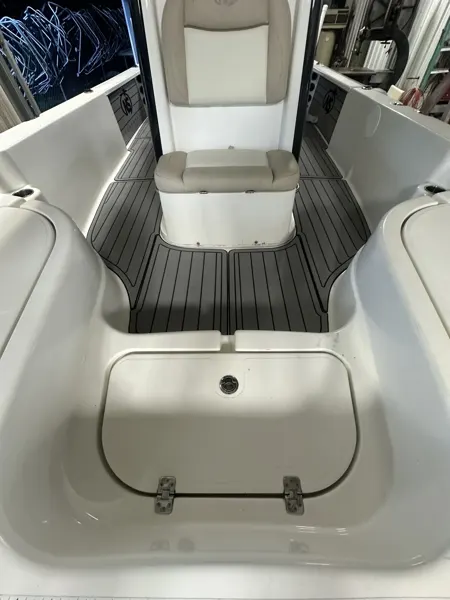 Top Deck Designs custom flooring detail photo.
