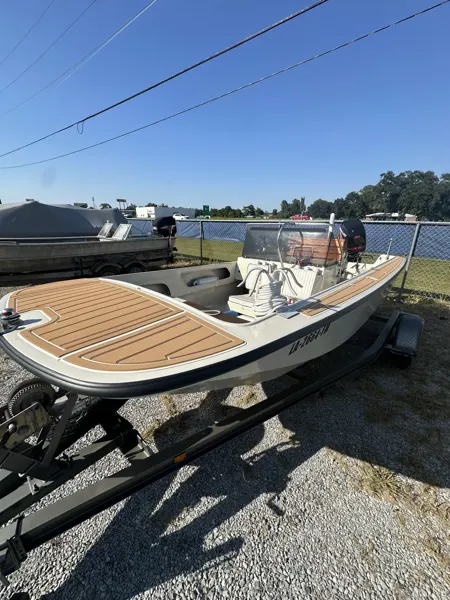 Top Deck Designs boating project photo.