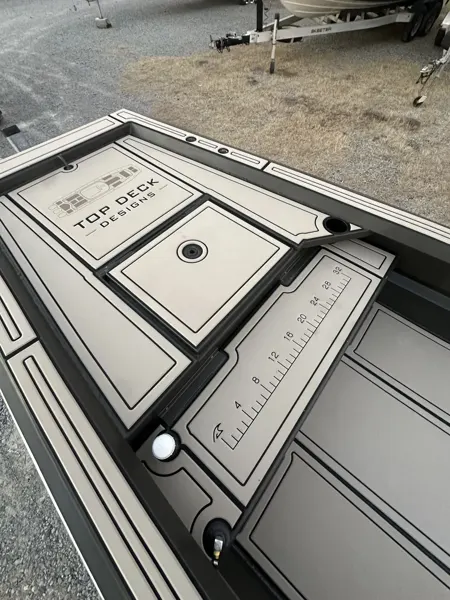 Top Deck Designs custom flooring detail photo.