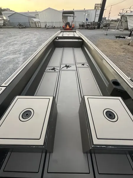 Top Deck Designs boating project photo.