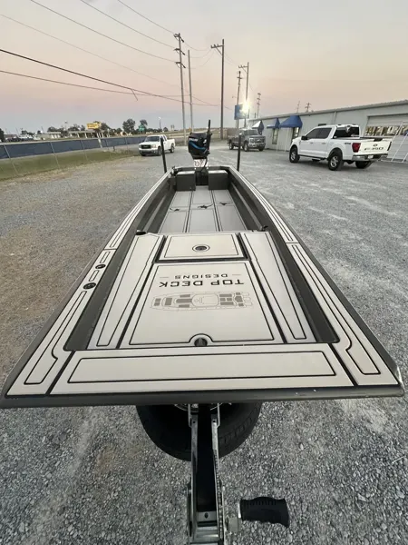 Top Deck Designs boating project photo.